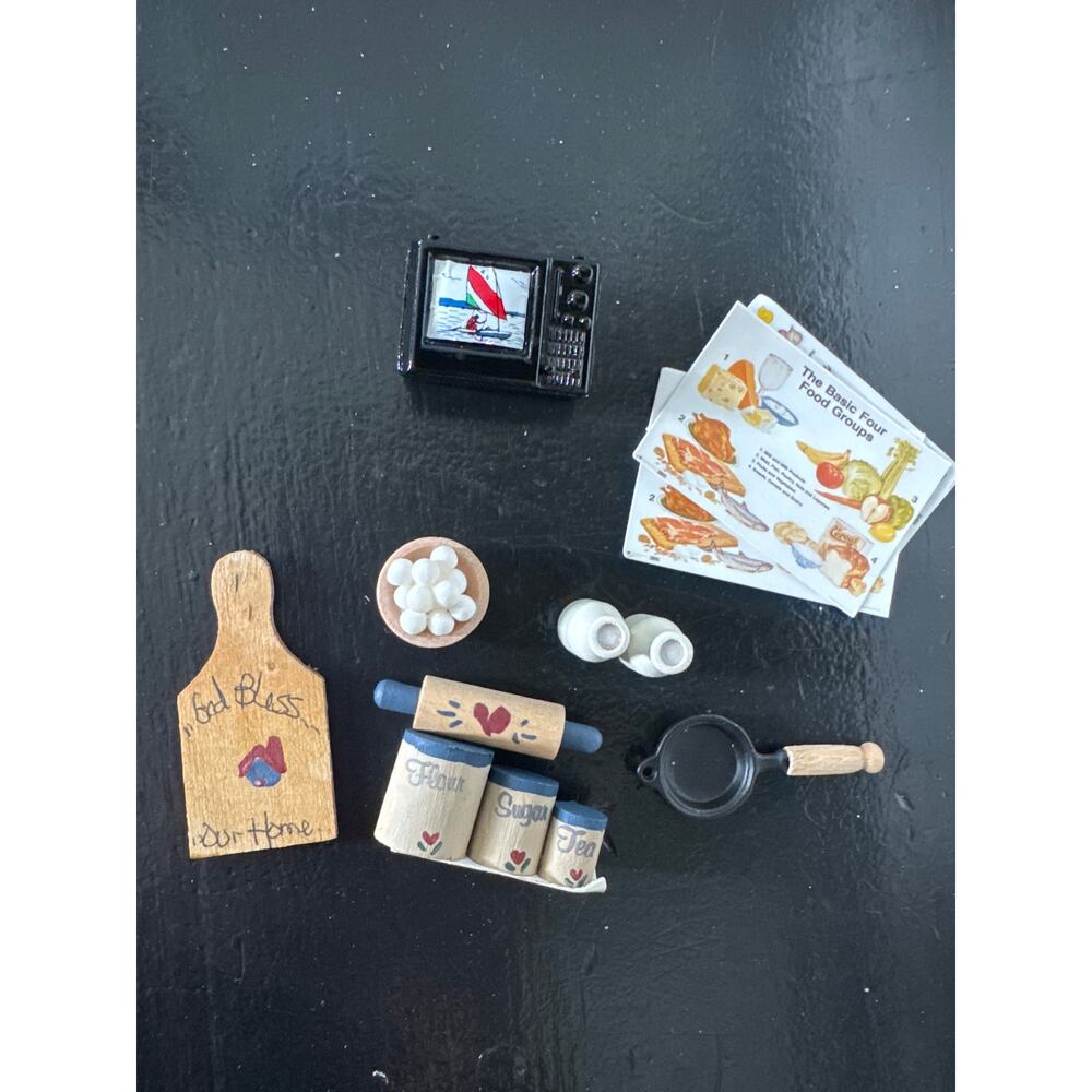 VTG Miniature Doll Kitchen Decor TV eggs flour Barbie